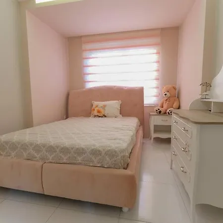 Duplex With View Готель Аланія